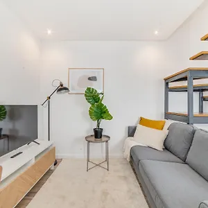 Campolide Duplex , Lisboa Portugal